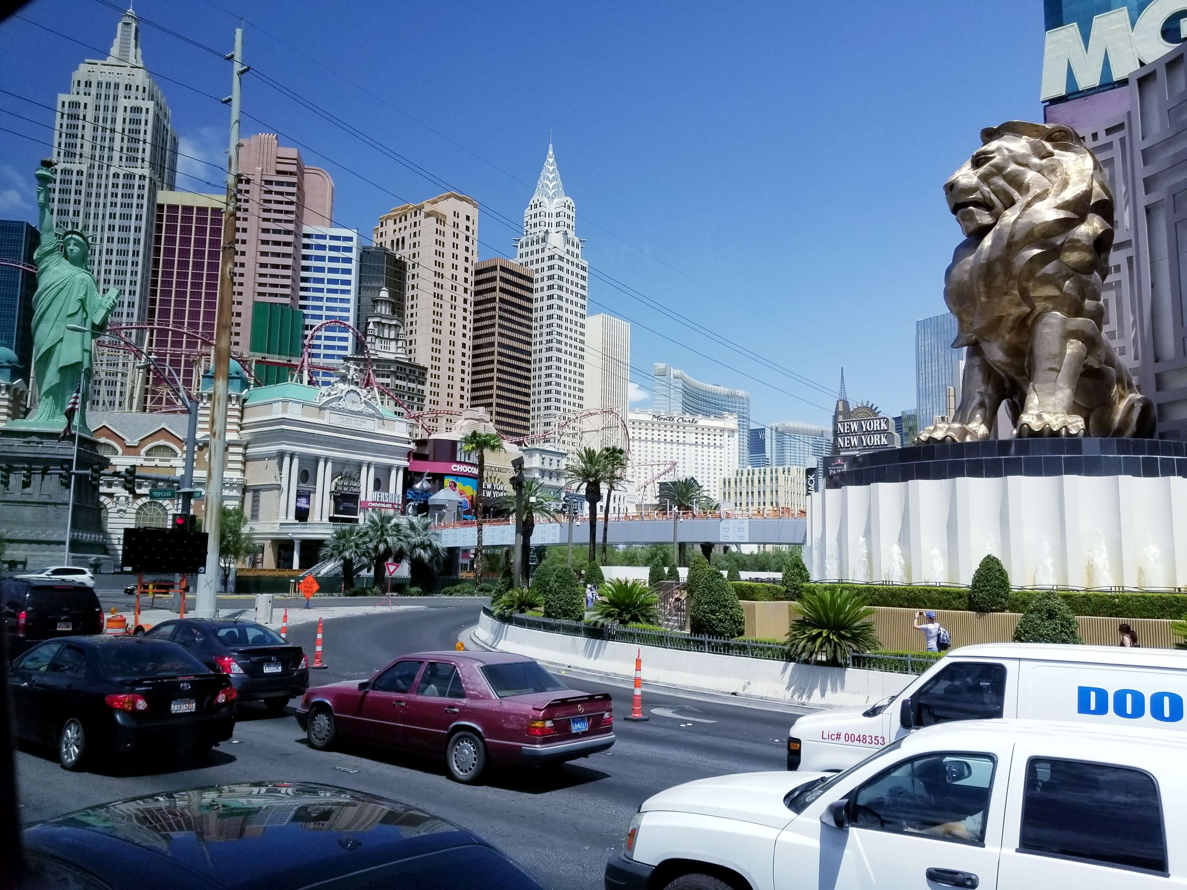 03_TheStrip