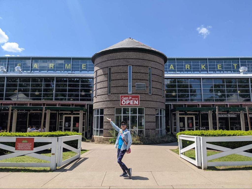 Free things to do in Nashville: Visit the Farmers Market