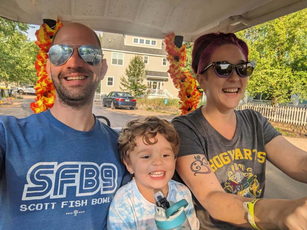 Michigan City, Indiana: We certainly do love a golfcart! 