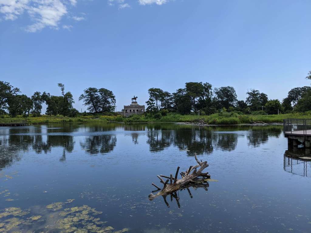 The Ulysses S Grant monument in Lincoln Park